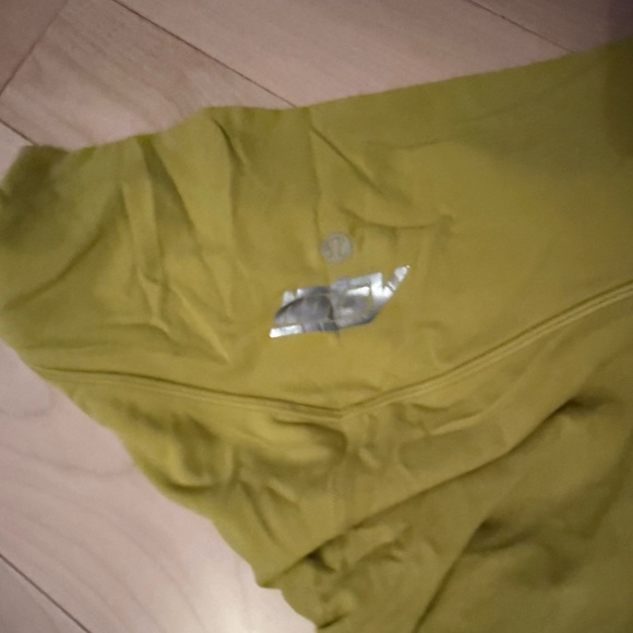 lululemon Sunshine Yellow Align 25” Leggings size 8 - Picture 3 of 3